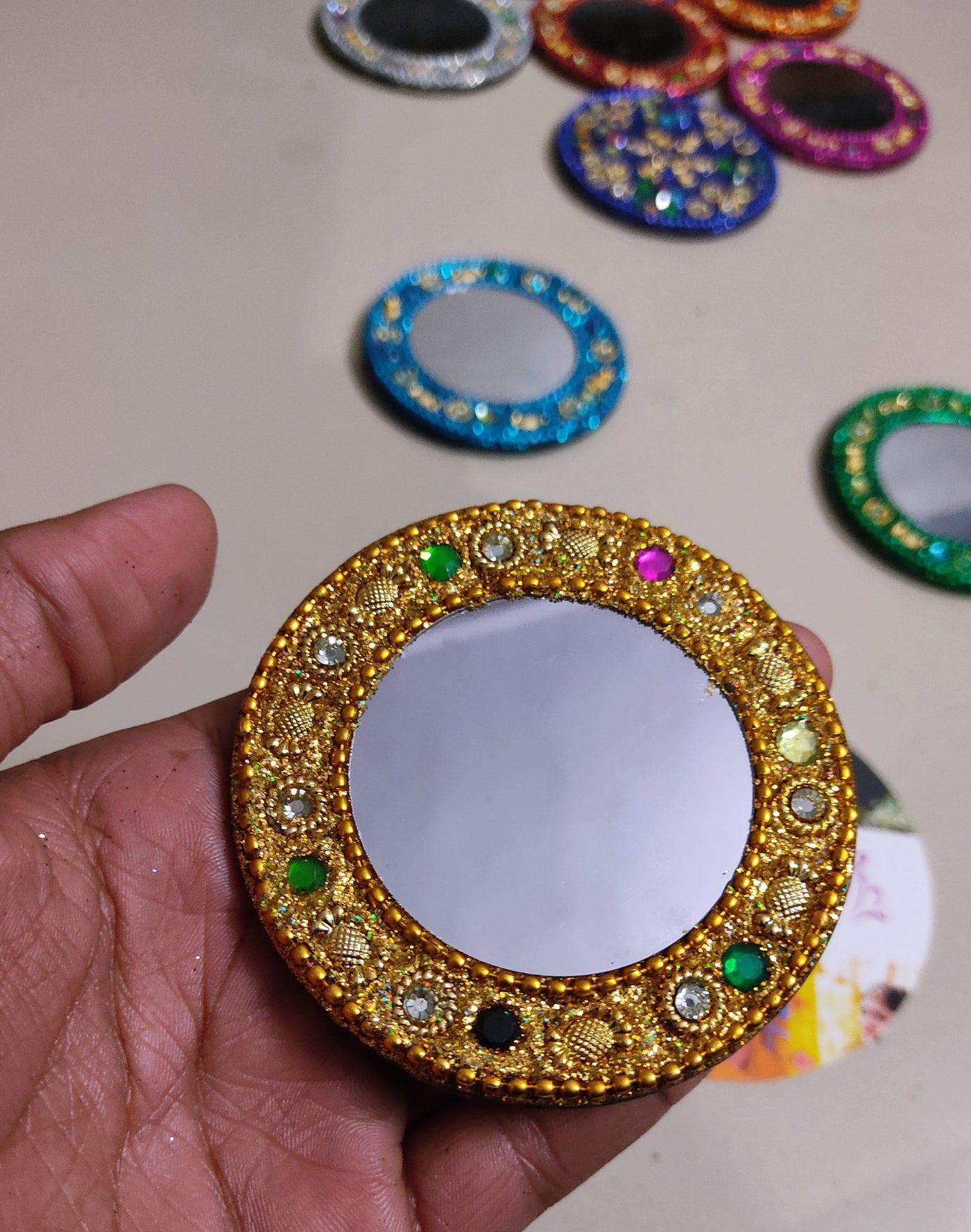 LAMANSH Hand Mirrors for gifting Assorted colors / Lakh work / Standard LAMANSH® (Pack of 200) Small Size Round Pocket Lac work Mirrors for Giveaways / Haldi Mehendi Pooja Wedding Gifts 🎁favors