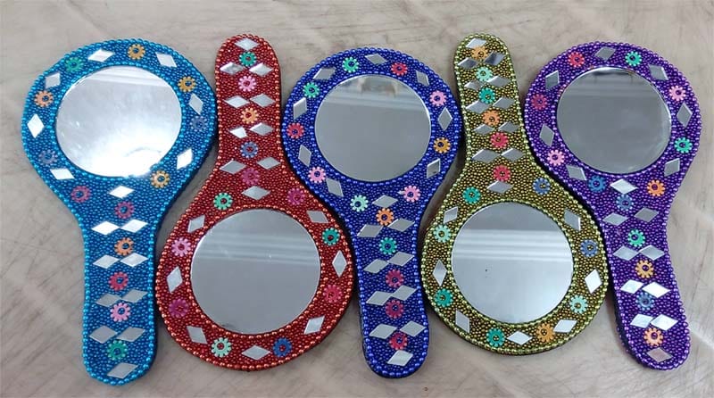 LAMANSH Hand Mirrors for gifting Assorted colors / Lakh work / Standard LAMANSH® (Pack of 50) Small Size Round Handheld Lac work Mirrors for Giveaways / Haldi Mehendi Pooja Wedding Gifts 🎁favors