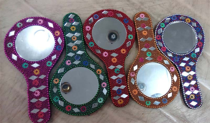 LAMANSH Small Size Round Handheld Lac work Mirrors for Giveaways / Hal – Lamansh