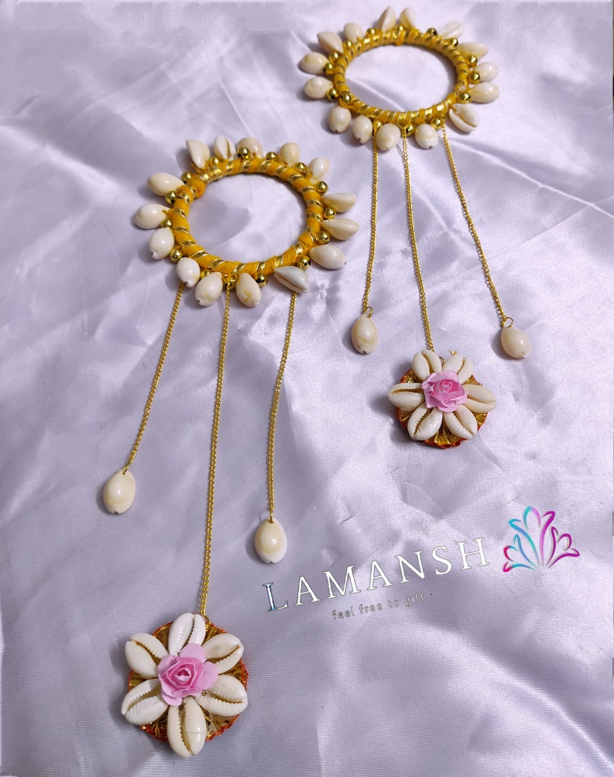 LAMANSH Maangtika, Earrings & Bangles set Light Pink / Standard / Shells 🐚 Style Lamansh® Flower Jewellery Set With Shells Maangtika & Earrings set