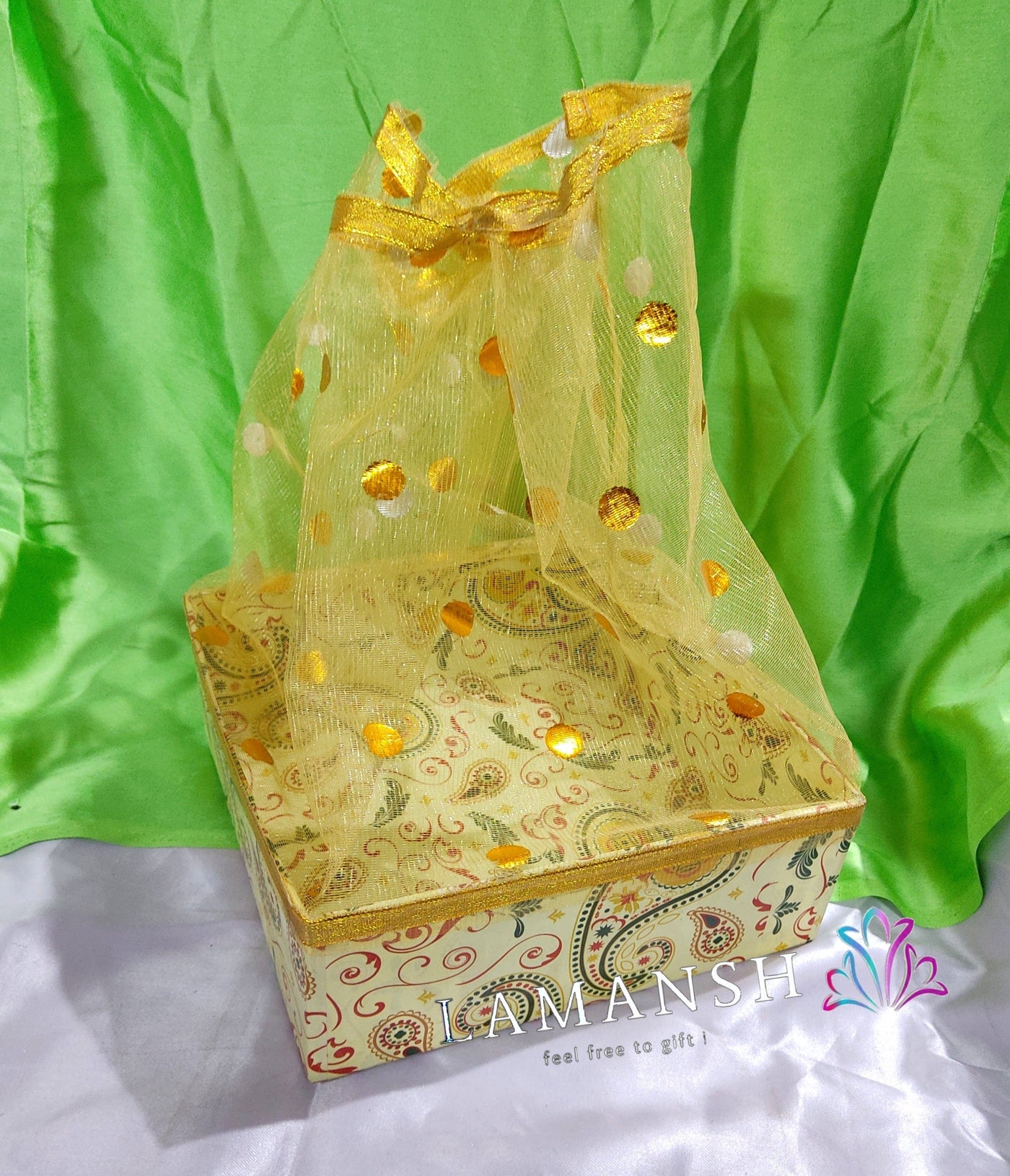 LAMANSH Multicolor / Cardboard / 8×8×3 inch LAMANSH® (8*8*3 inch) Pack of 10 Decorative Gifts Hampers, Fancy Storage Basket for Wedding /Packing/Fruit/Dry fruit/Multipurpose Baskets