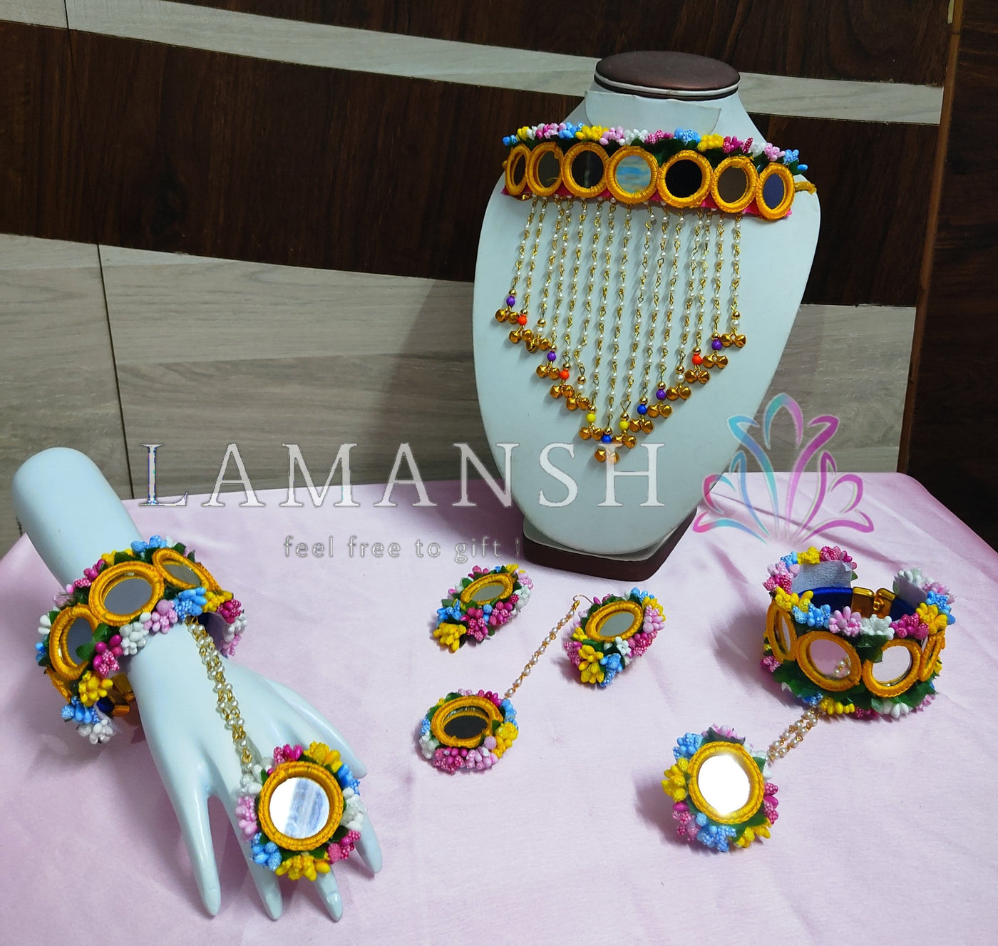 Lamansh Necklace, Earring, Maangtika & 2 Bracelets attached to ring  1 Necklace , 2 Earrings , 1 Maangtika & 2 Bracelets attached to ring  / Rainbow🌈 LAMANSH® Special Floral 🌺 Jewellery Set with Hathphool set