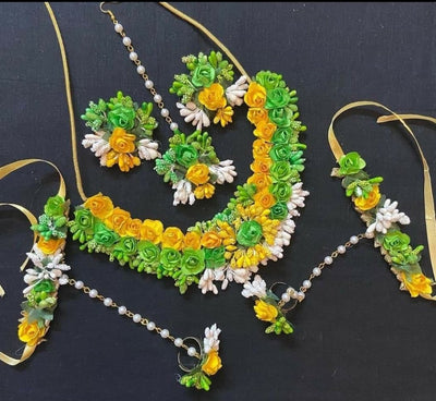 Haldi jewellery set