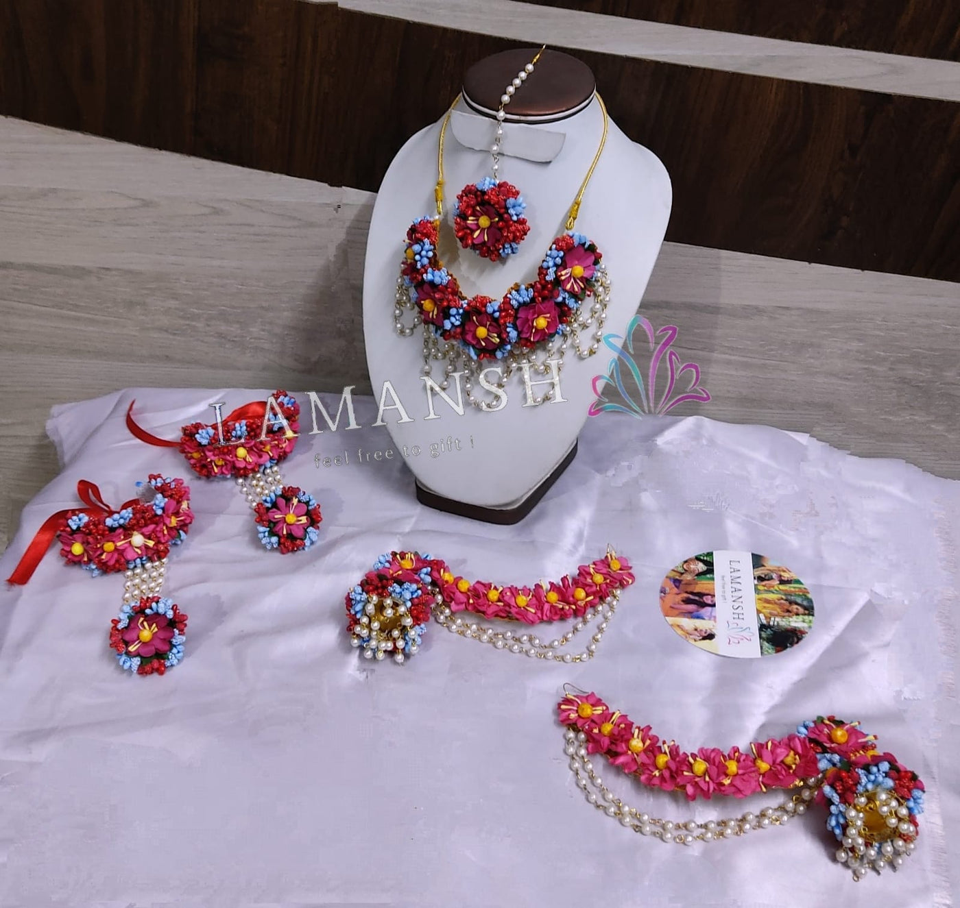 LAMANSH Necklace ,Earring, Maangtika & Bracelet Set Pink - Blue - Red / Free Size / Bridal Look Lamansh® 🌺Bridal Flower Jewellery Set for Haldi Rasam / Artificial Floral Set
