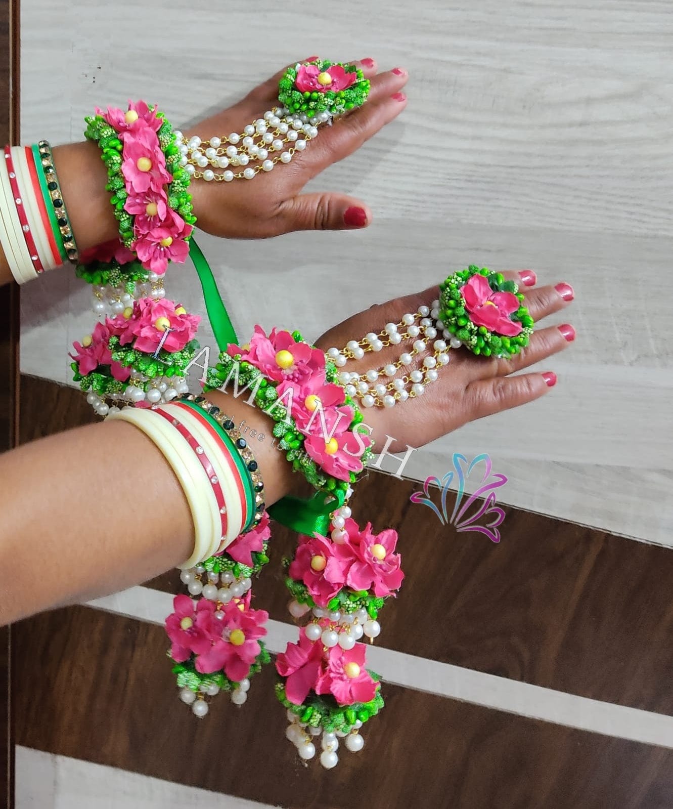 LAMANSH Necklace ,Earring, Maangtika & Bracelet Set Pink - Green / Free Size / Bridal Look Lamansh® 🌺 Floral Hathphool Set attached to Kaleere Set