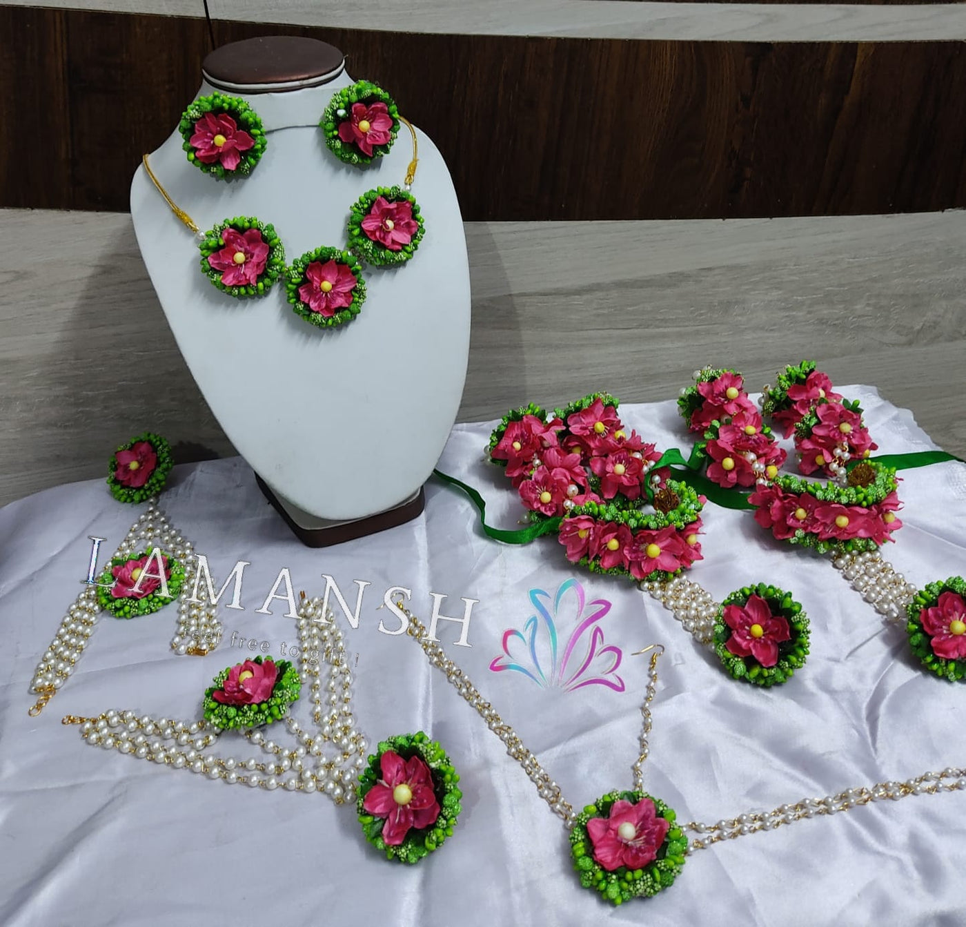 LAMANSH Necklace ,Earring, Maangtika & Bracelet Set Pink - Green / Free Size / Bridal Look Lamansh® 🌺 Floral Jewellery Set with Anklets & Kalire