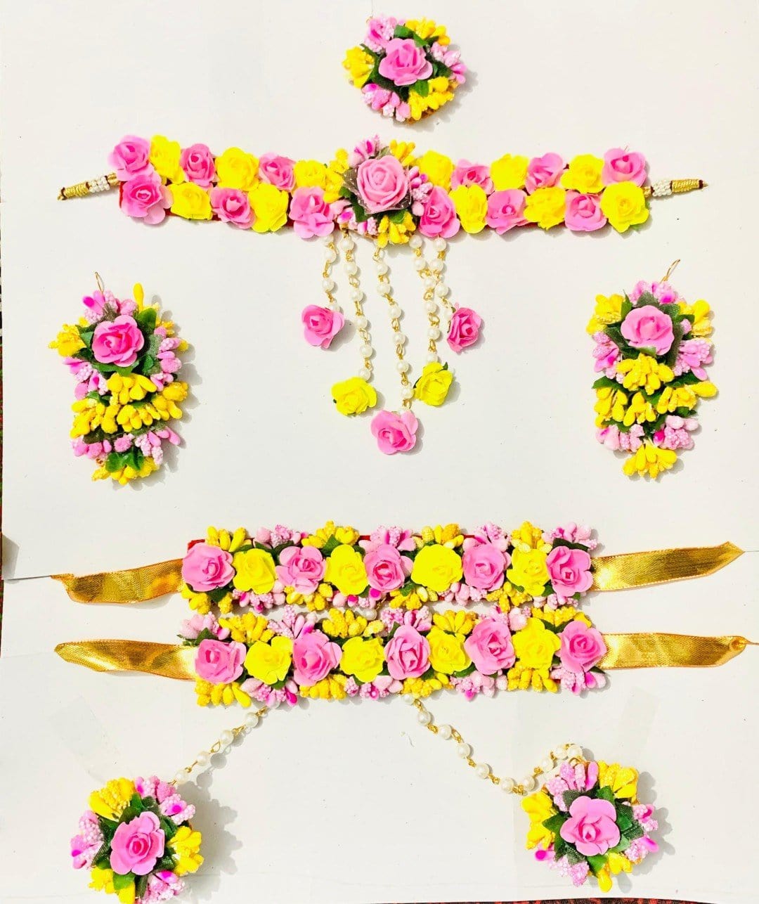 Haldi jewellery set with kamarbandh
