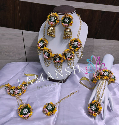 Lamansh Necklace, Earring, Maangtika & Hathphool 1 Necklace , 2 Earrings , 1 Maangtika & 2 Hathphool / Orange Peach Gold LAMANSH® Special Floral 🌺 Jewellery with Hathphool set