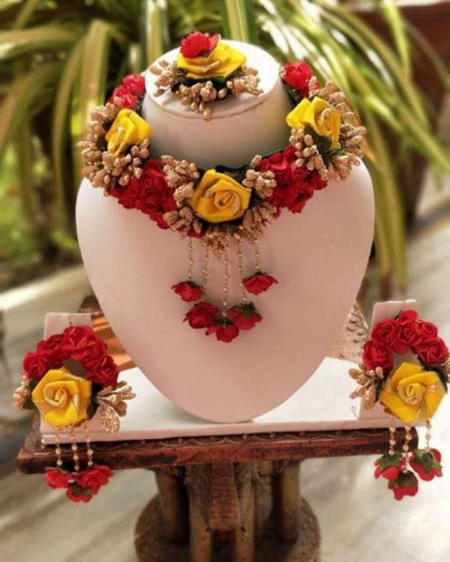 LAMANSH Necklace ,Earring, Maangtika Set Yellow-red-Gold / Free Size / Bridal Look Lamansh® 🌺🌻🌹🌷 Floral Jewellery Set