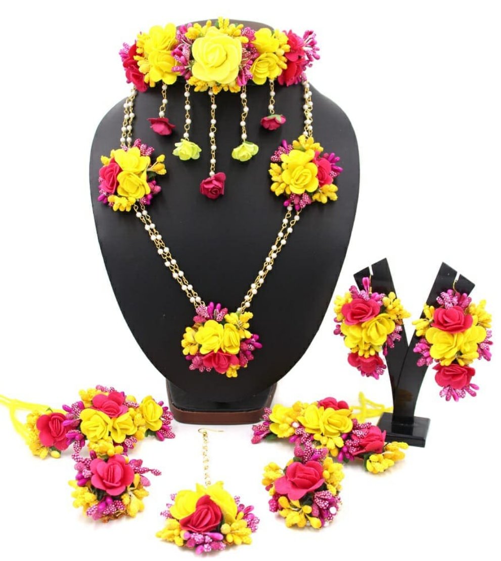 Lamansh Necklace, Earrings, Bracelets & Maangtika 1 Necklace, 1 Choker, 2 Earrings, 2 Bracelets Attached with Ring & 1 Maangtika / Pink- yellow- red LAMANSH® Special Haldi Mehendi 🌺 Jewellery Set