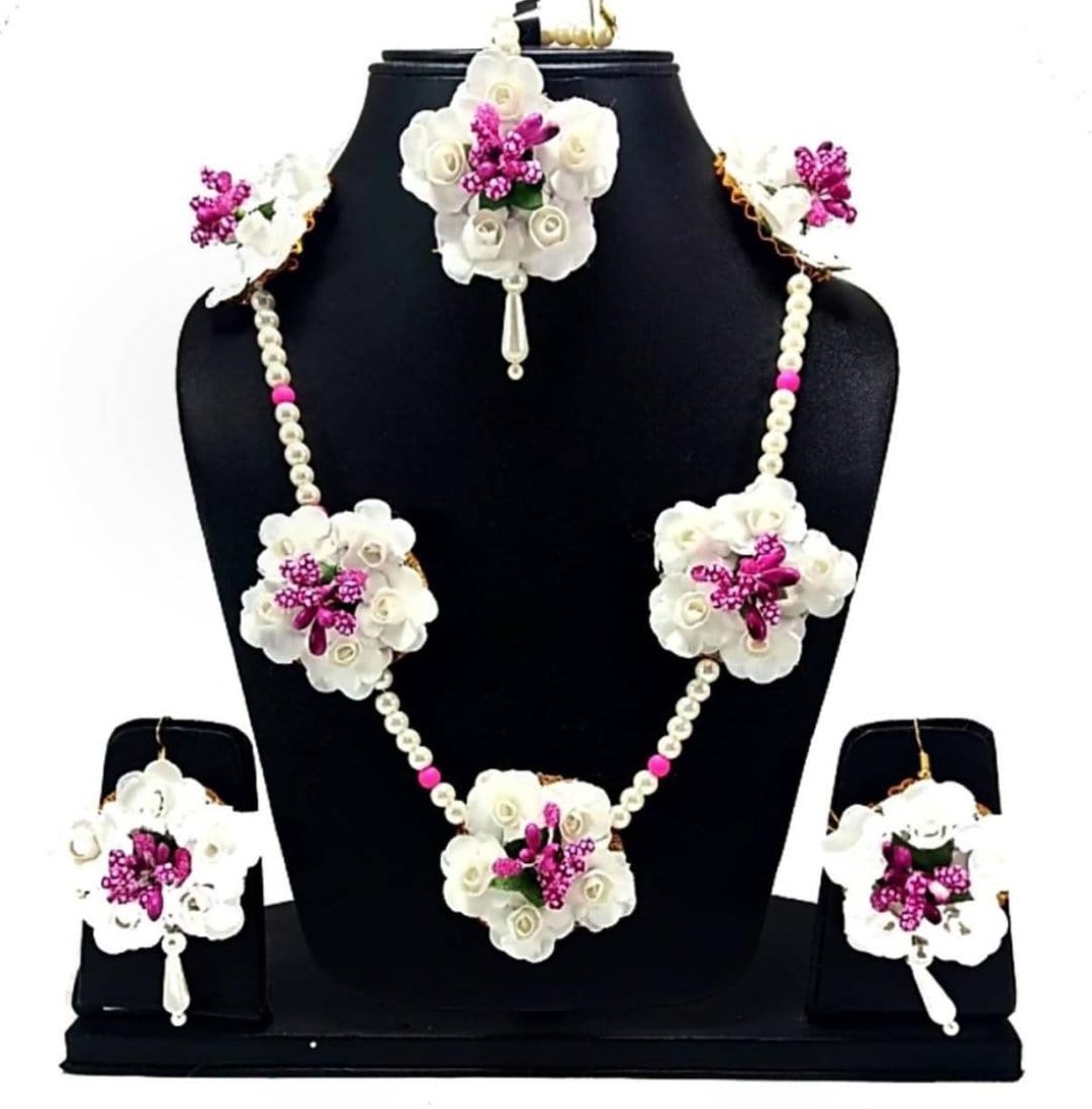 Lamansh Necklace, Earrings, Bracelets & Maangtika 1 Necklace, 2 Earrings, & 1 Maangtika / White pink LAMANSH® Special Haldi Mehendi 🌺 Jewellery Set