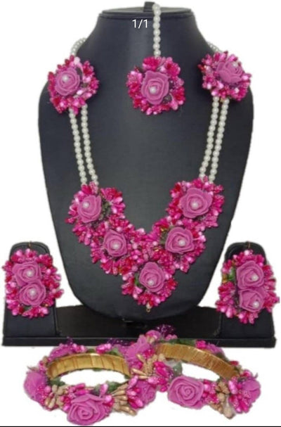 Lamansh Necklace, Earrings, Bracelets & Maangtika 1 Necklace, 2 Earrings, 2 Bangles & 1 Maangtika / Pink LAMANSH® Pink Haldi Mehendi 🌺 Jewellery Set