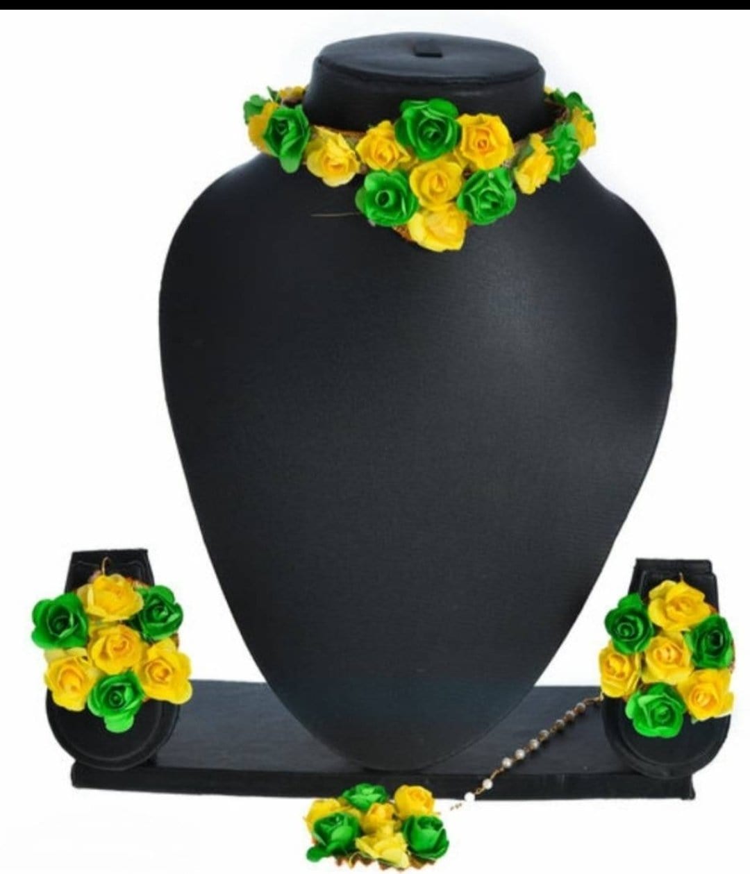 Lamansh Necklace, Earrings,& Maangtika 1 Necklace, 2 Earrings, & 1 Maangtika / Yellow Green LAMANSH® Special Haldi Mehendi 🌺 Jewellery Set