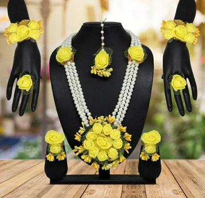 Special Haldi Mehendi jewellery set