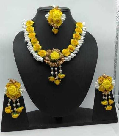 Lamansh Necklace, Earrings & Maangtika set 1 Necklace, 2 Earrings,1 Maangtika set / Yellow-White LAMANSH® Designer Floral Jewellery Set for Women & Girls