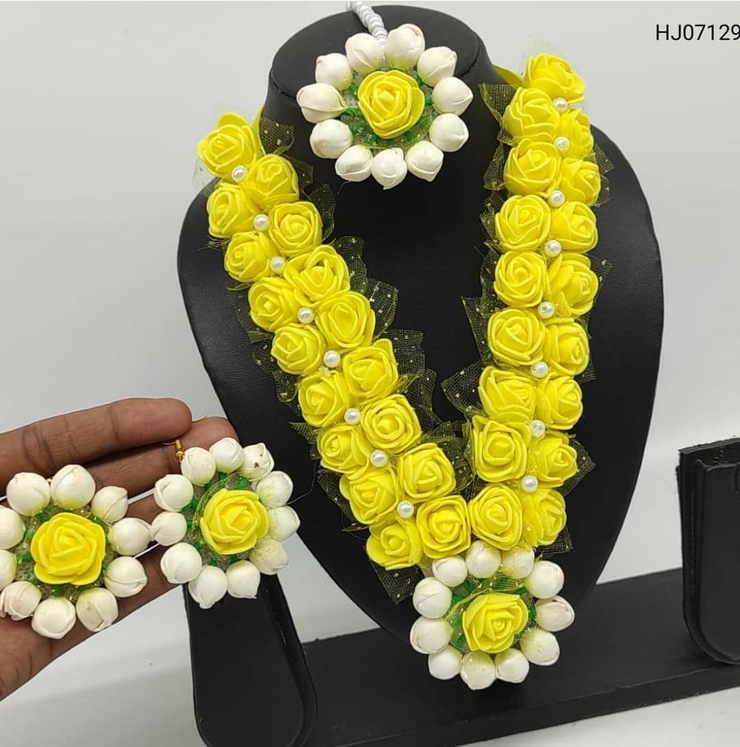 Lamansh Necklace, Earrings, Maangtika set 1 Necklace, 2 Earrings & 1 Maangtika / Yellow LAMANSH® Special Mogra Haldi Mehendi 🌺 Jewellery Set