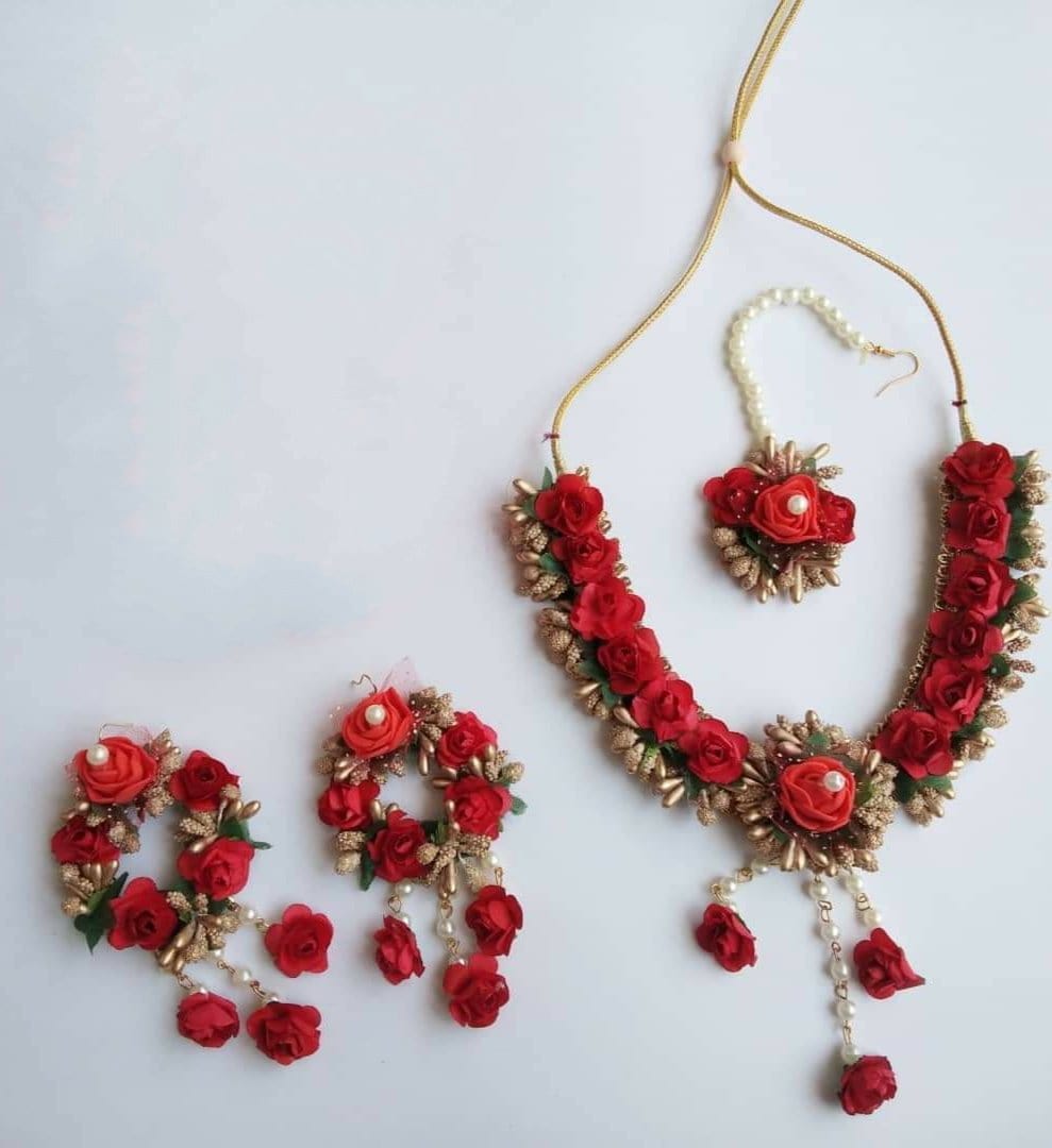 LAMANSH Necklace, Earrings, Maangtika set Red-Golden / Free Size / Bridal Look Lamansh® 🌺🌻🌹🌷 Floral Jewellery Set