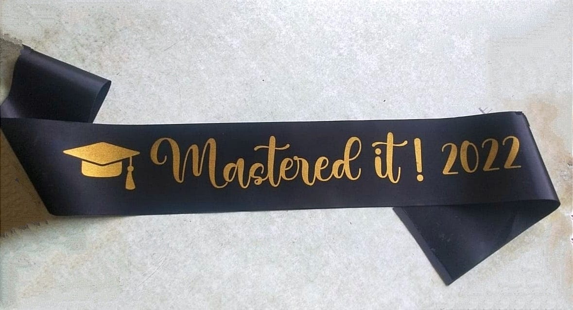 LAMANSH ® personalized sash stoles 🎓 Mastered it ! 2022 Black Satin Sash with Golden Text Printing for university convocation graduation events & party / Satin stoles for college students