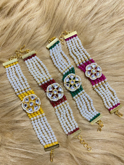 LAMANSH rakhi Assorted colors / Pack of 20 LAMANSH® Pack of 20 Rakhi Gold Tone Pearl Beaded Kundan Bracelet / Stone Rakhi's