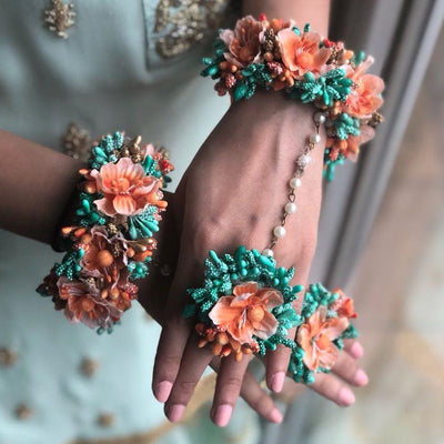 Lamansh Ring Set Multicolor / Artificial flowers / Haldi ,Wedding,Engagement Lamansh™ Floral Ring Bracelet Set for Engagement / Haldi / Floral Accessories set