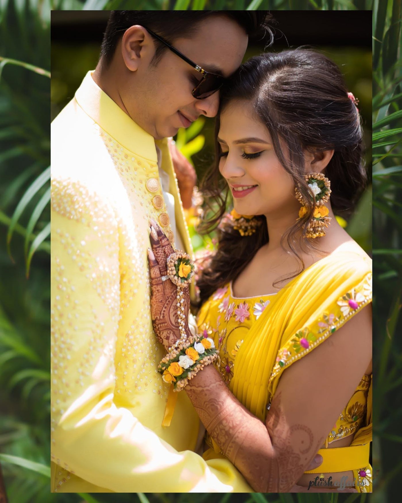 Lamansh Ring Set Yellow White Gold / Fabric / Haldi ,Wedding,Engagement LAMANSH® Floral 🌺 Bracelet Attached with Ring Set for Engagement / Haldi / Floral Accessories set
