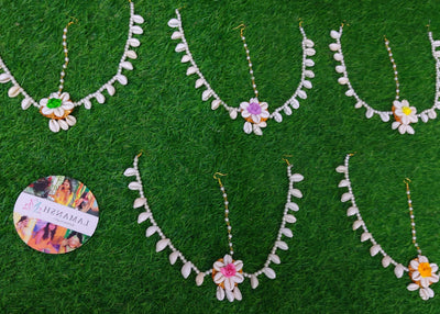 LAMANSH shell mathapatti LAMANSH® ( Pack of 20) Floral 🌸 Shells Mathapatti /  Maangtika's with side chain / Bridesmaid Giveaways set