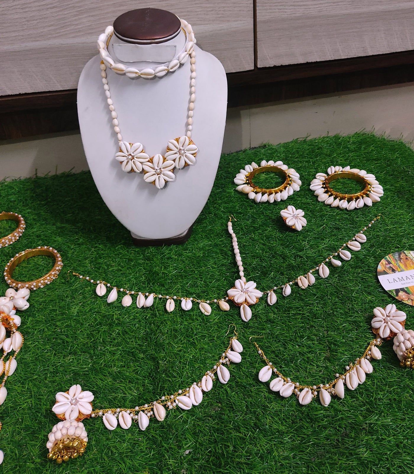 LAMANSH shells Jewellery with kalire LAMANSH® Shells 🐚 X Mogra Jewellery Set 🌺 with Kalire & Hair Accessory / Mogra Flower Bridal jewellery Set for haldi mehendi ceremony