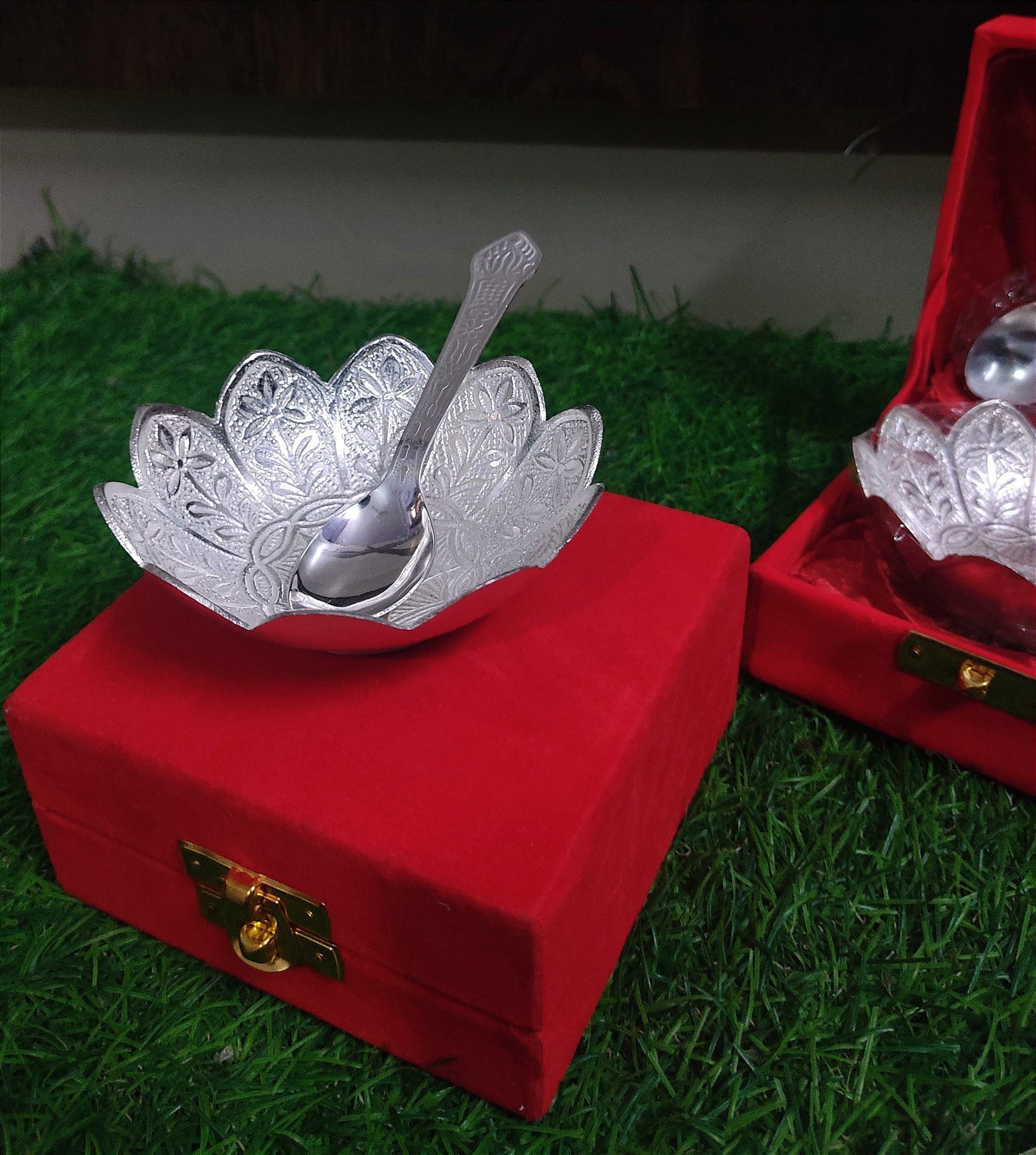 Lamansh silver bowl sets ( BULK ) LAMANSH® Silver Plated Metal Bowl set for Gifting 🎁 | German Silver Bowl set in velvet box for Wedding favours