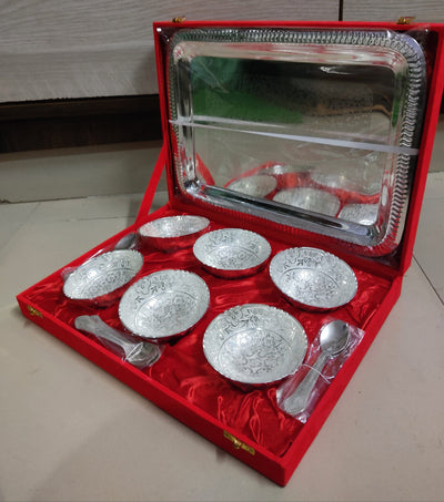 Buy Goldgiftideas 12 Inch Premium Silver Plated Pooja Thali Set for Home,  Pooja Thali Decorative Plate, Wedding Gift, Pooja Items for Temple Online  in India - Etsy