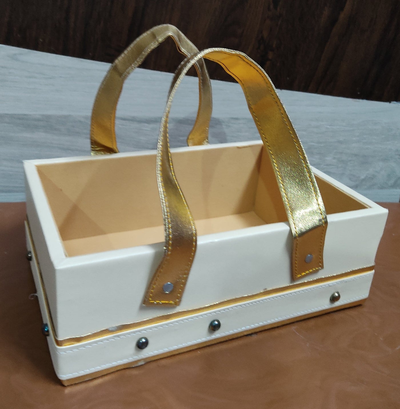 New Jaipur Handicraft Gift Baskets 💛 Assorted colors Pack of 50 Leatherette Rexine Basket at just 220 each / Leather Room Gift 🎁Hamper for Giveaways & Distribution