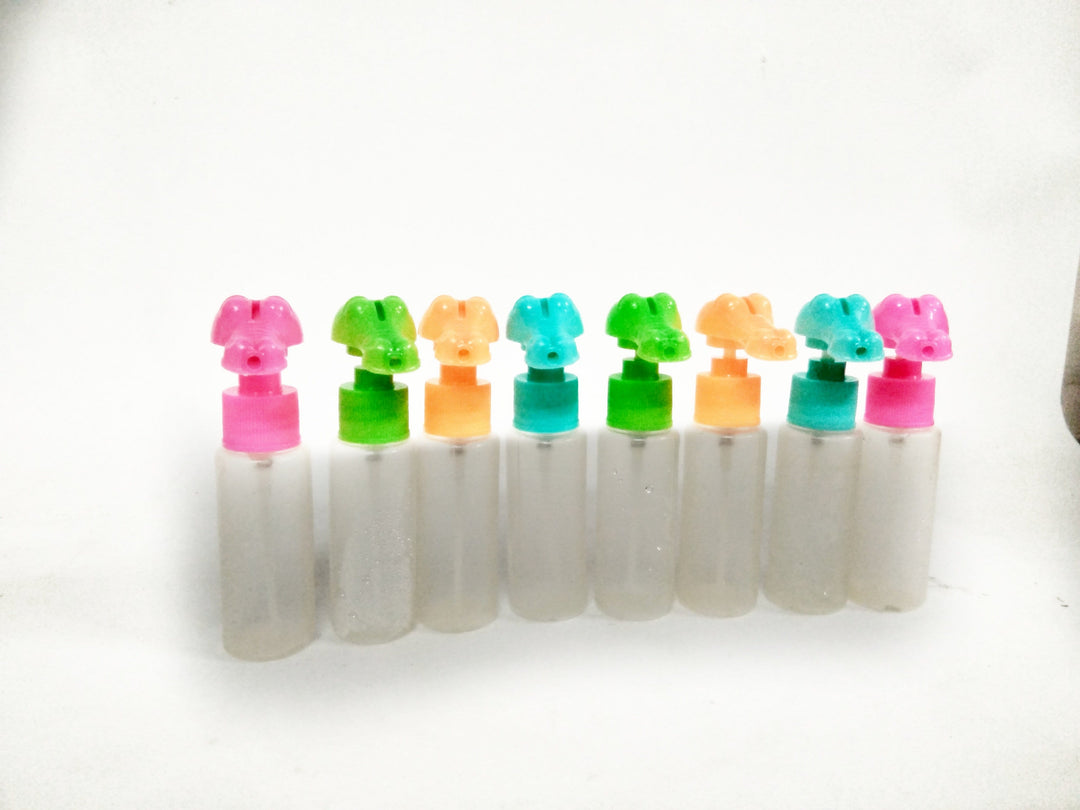 mini plastic spray bottles